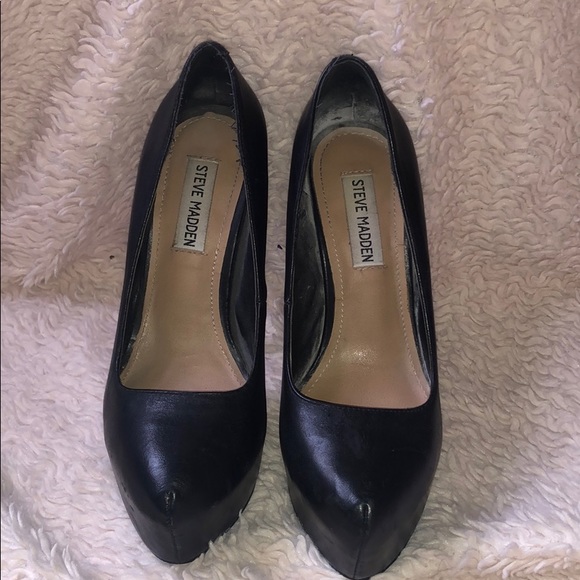 Steve Madden Shoes - Steve Madden leather Black Pumps size 7